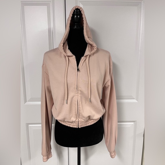 H&M Tops - H&M Divided Hoodie Sweatshirt